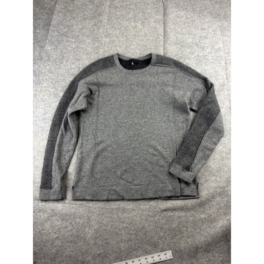 Quinn 100% Cashmere Gray Honeycomb Crew Neck Sweater Womens M Quiet Luxury Class